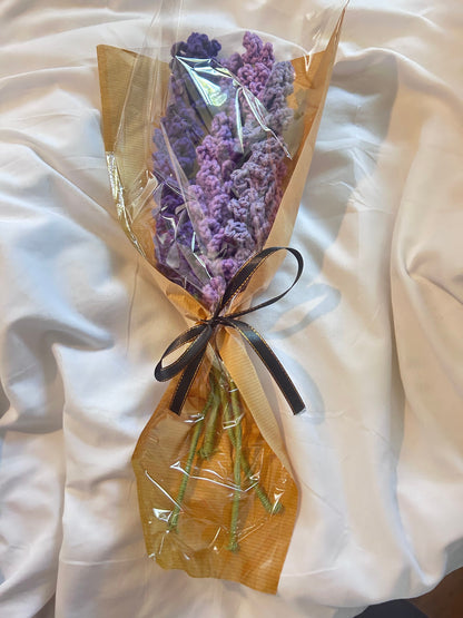 Mother’s Day lavender bouquet Mother’s Day crochet flowers Crochet flowers for moms Mother’s Day floral arrangements